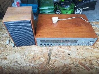 Radiopřijímač Tesla 810A