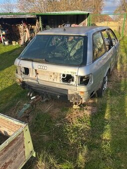 Prodám pátý dveře,Kapotu Audi A6 C4 Avant