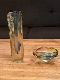 Prodám vázu a dva popelníky z hutního skla - 1