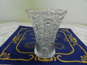 Krásná Art Deco broušená Váza z olověného skla Karlov