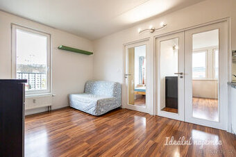 Pronájem bytu 2+1, Molákova, Karlín, 20900 Kč/měs, 42 m2