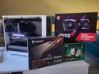 Fractal Meshify // ryzen 5600x // RX6800