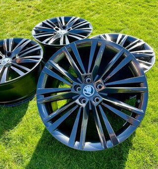🛞Alu kola Škoda Canopus 19” Superb, 5x112