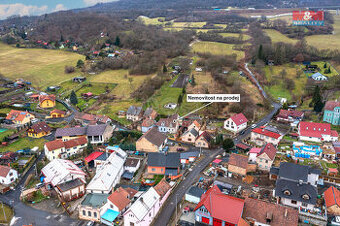Prodej rodinného domu v Prackovicích nad Labem - 1