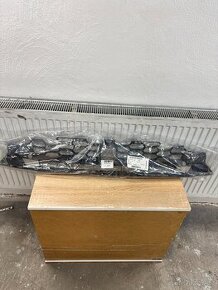 Audi A3 8Y0 maska mřížka grill 8Y0807647