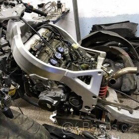 prodám nd na honda cbr 900 fireblade sc33