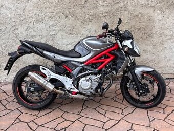 Suzuki Gladius ABS 2010, najeto 43000km