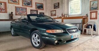 PRODÁM STRATUS CABRIO