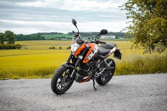 KTM duke 125