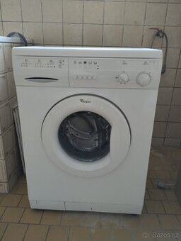 Prodám pračku Whirlpool