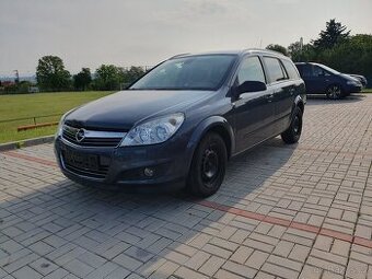 Opel Astra kombi 1.6i benzín