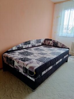 Postel s úložným prostorem 200x120