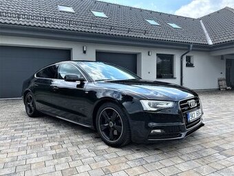 Prodám Audi A5 S-Line,Quattro,r.v.2012,155kw,stk do 04.2027