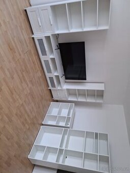 Obývací stěna Ikea s Tv