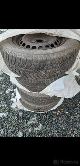 Prodám zimní a letní kola na VW Golf 5