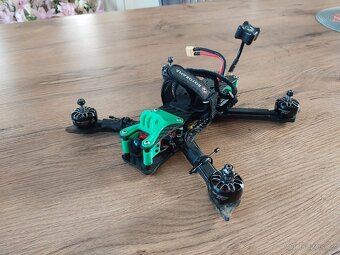 fpv dron analog elrs 4s