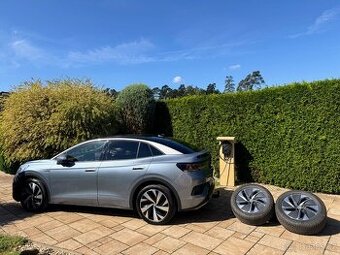 VW ID.5 150 KW 82KWh 5/2022 1.majitel DPH tažné zařízení