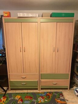 Dětský nábytek 2 skříně + postel