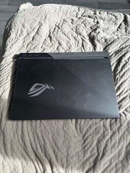 Herní notebook Asus Rog Strix G513QR