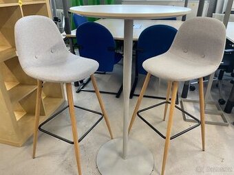 Barový stůl a židle