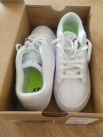 BÍLÉ SPORTOVNÍ BOTY,  TENISKY, vrl. 40.