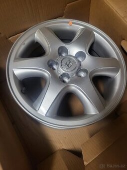 Prodávám 4x  Hyundai ALU originál disky