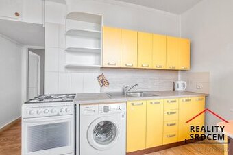 Pronájem bytu 2+1, 62 m2 s dvěma lodžiemi, ul. Lidická, Třin