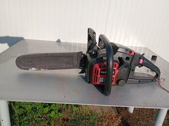 Motorová pila (k opravě)