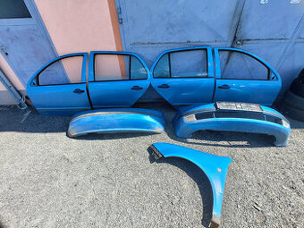 Dveře , nárazníky, blatník, kapota Škoda Fabia HB 9470