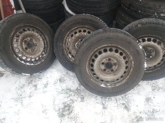 Zimní plechové disky VW T5 transportér 216/65/16c Sada