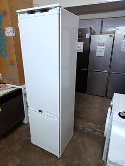 Nová vestavná lednice Beko, 193 cm, ZÁRUKA BCNA306E4SN