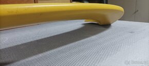 SPOILER NA AUTO. BYL NA GETZIK