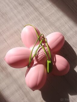 Dětská nástěnná lampička IKEA květina