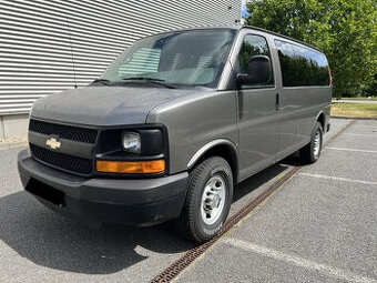 Chevrolet Express 6.0 V8, 8 míst, 41 000 km, 1.majitel - 1
