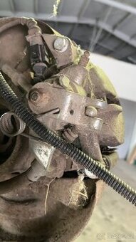 ZADNÍ BRZDIČE - VW Multivan, Trasporter , Caravelle T5