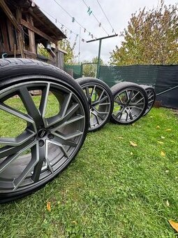 ALU kola Audi Sport. R22 5x112