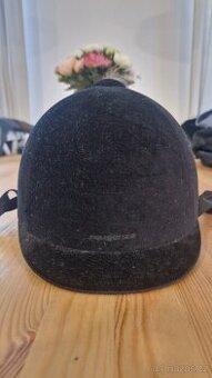 Jezdecká přilba vel. 56