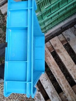 Plastové přepravky OZ ,nízké, barvené