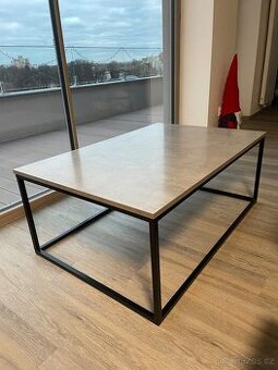 Konferenční stolek