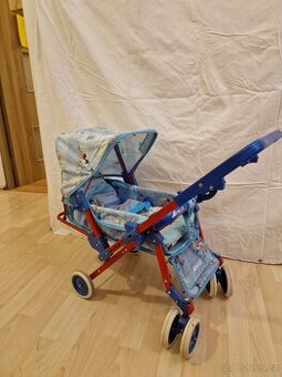 Kočárek pro panenku