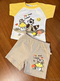 Tričko s kraťasy Houbičky