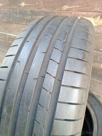 215/55R17 Letní pneu Dunlop vzorek 4x 95%