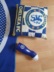 deka, polštář a sportovní láhev Chelsea