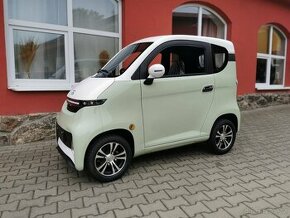 Leramotors E-Car E4 Zelená