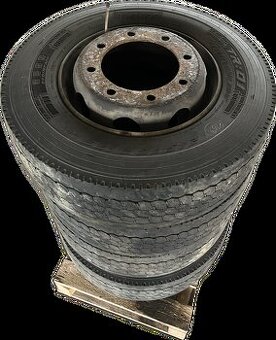 4KS Pneumatika s diskem 245/70 R17.5