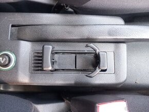 Škoda Octavia  držák nápojů
