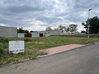 Prodej pozemku Dražkovice - 1