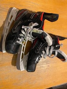 Brusle Bauer Vapor 2X Yth 13D, Eur 32, pěkné-REZERVACE