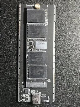 SSD Disk 4TB Corsair, zaruka do X. 2029