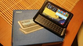 Nokia E7 - 1